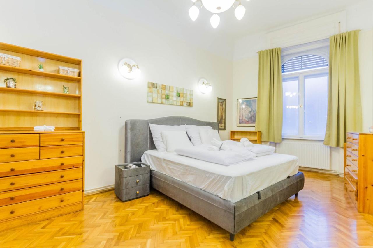 Appartement Friend Of Deak Ferenc Boedapest