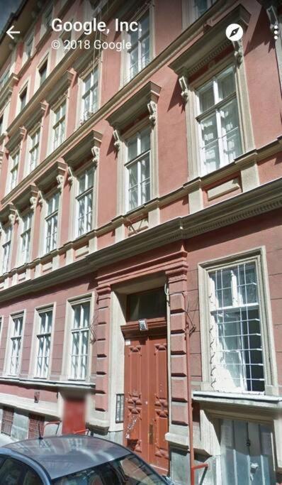 Downtown Heart 3 Bdr, 2 Bath, A/c Appartement Boedapest