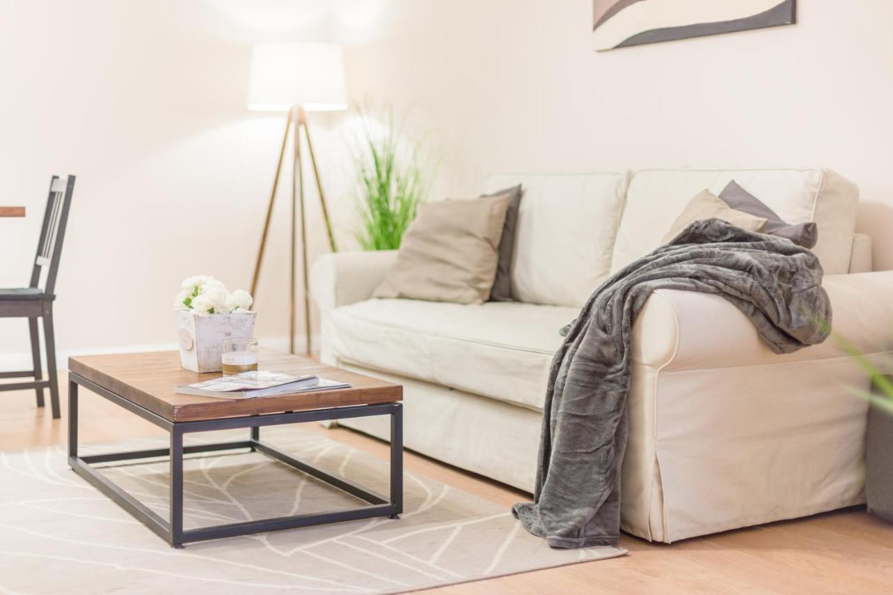 Appartement Downtown Heart 3 Bdr, 2 Bath, A/c *