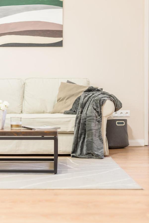 Downtown Heart 3 Bdr, 2 Bath, A/c Appartement Boedapest