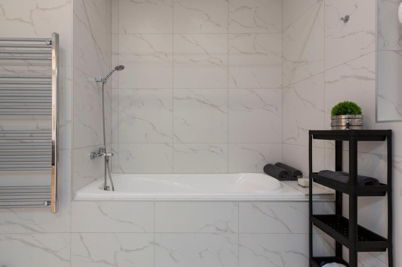 Apartamento Exclusive Csengery In The Heart Of
