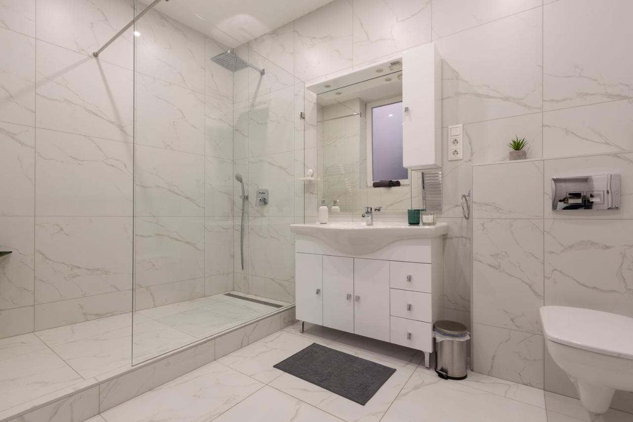 Apartamento Exclusive Csengery In The Heart Of *
