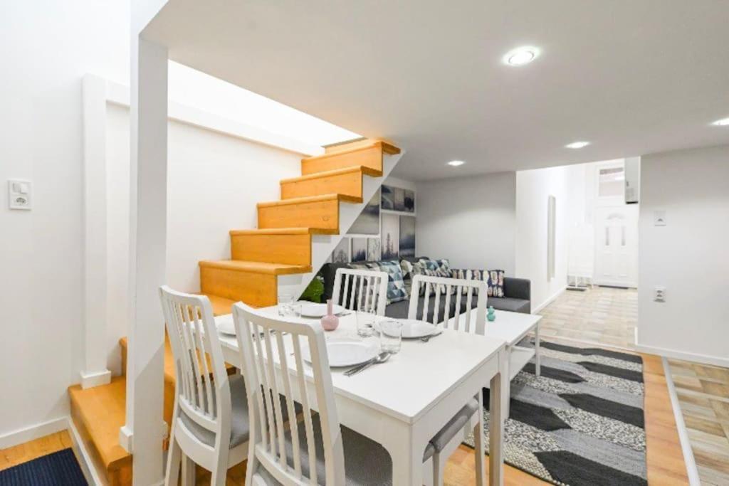 Appartement Lovely Flat In Damjanich Street - Leonard Boedapest