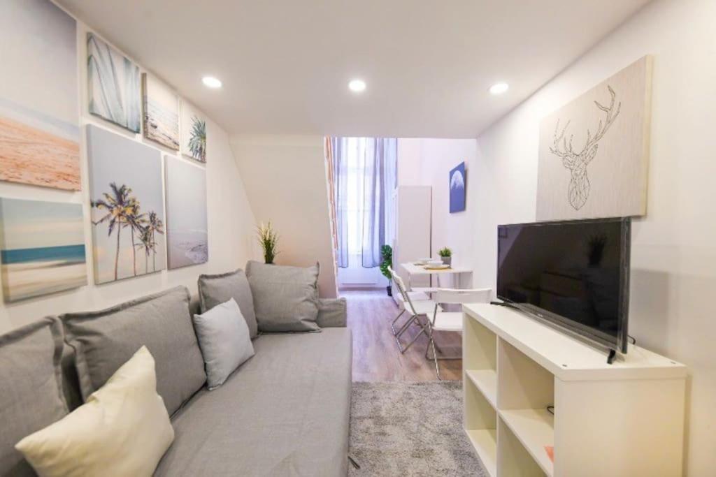 Appartement 1 Bedroom Flat In Nyar Str., Downtown Boedapest