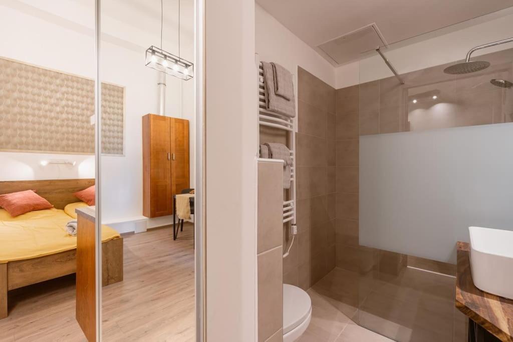 Apartament Brandnewchainbridgehome For 2-fastwifi/ac/smarttv *