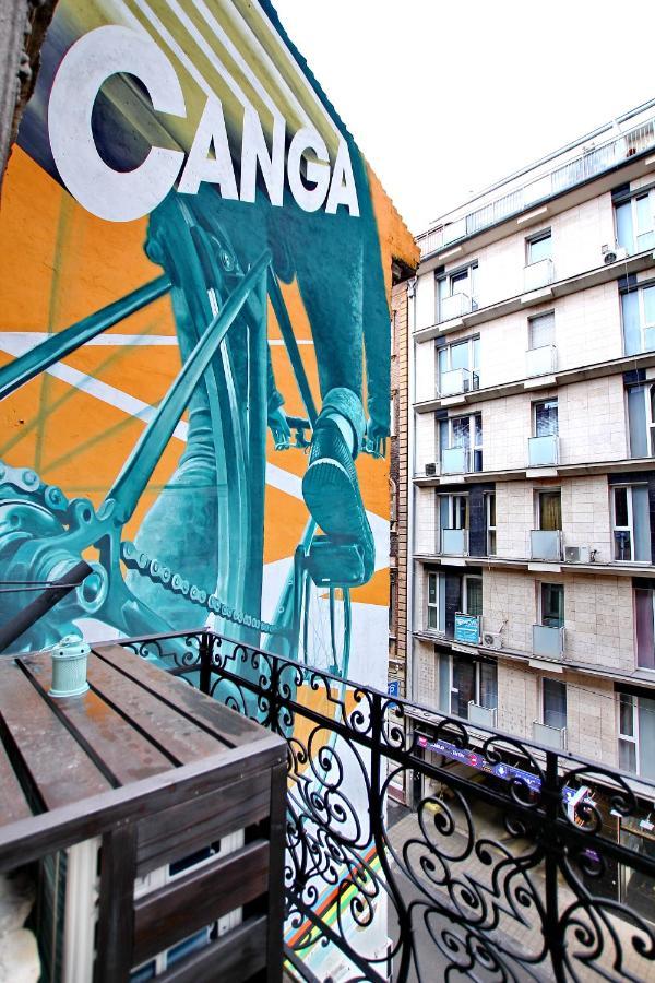 Awesome Downtown W Balcony & Free Private Parking Budapest