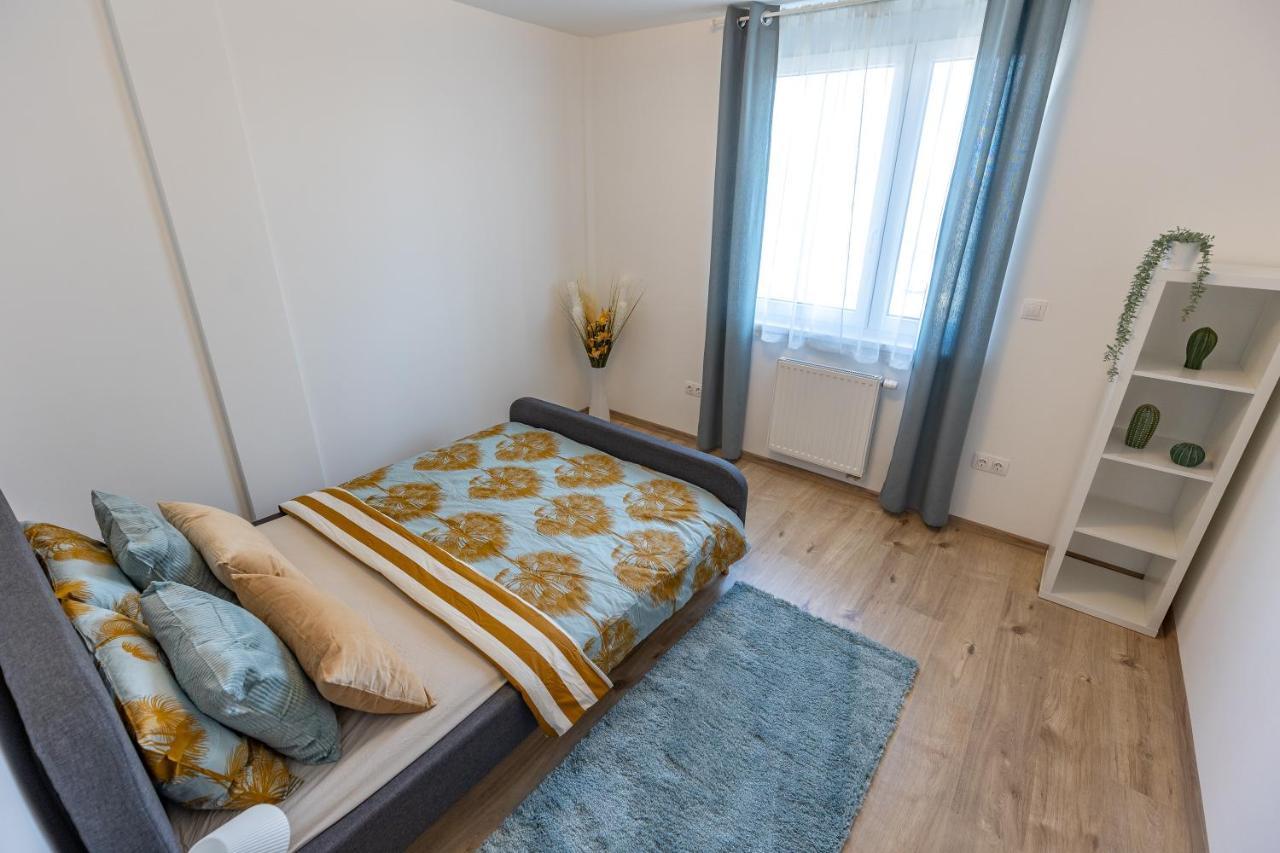 Apartmán Need In Bp - Garage, Terraces, Aircon