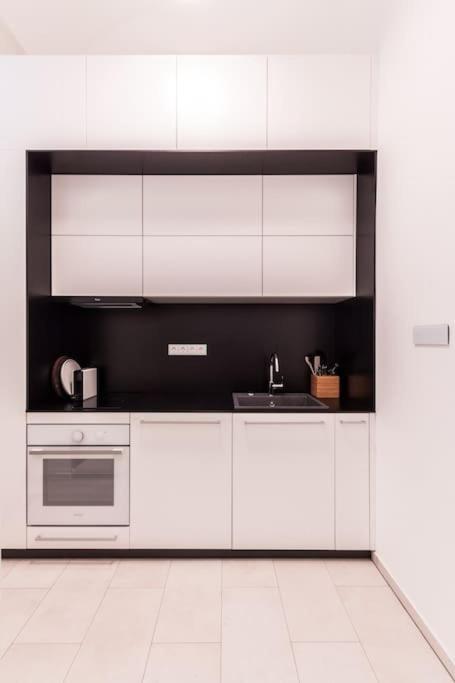 Eszter's Lovely Downtown Appartement Boedapest