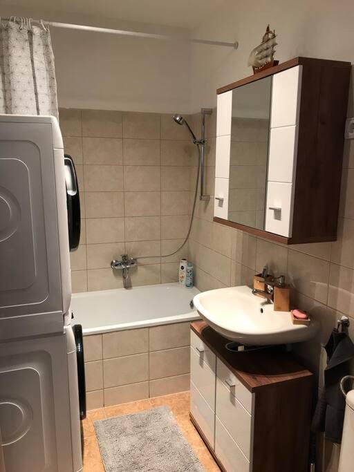Apartment Arena *