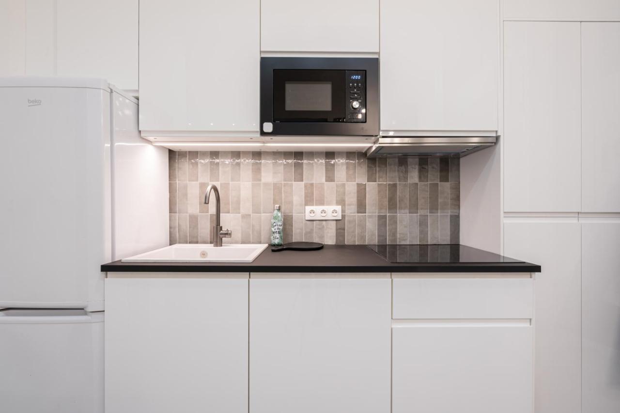 Apartment Kl31 - Urban Escape - Prime Location - Klauzal Square By Bqa Budapest
