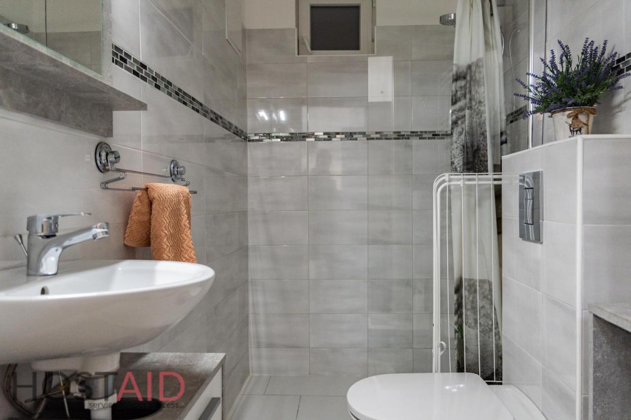 B17 - Hostaid Apartamento Budapest