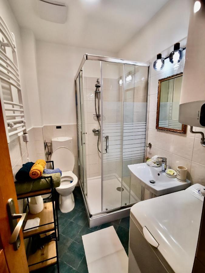 Mrs. Columbo's Flat * Budapest