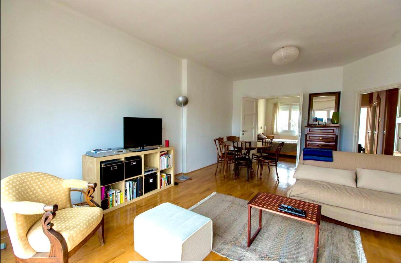 Luxury View Apartment *