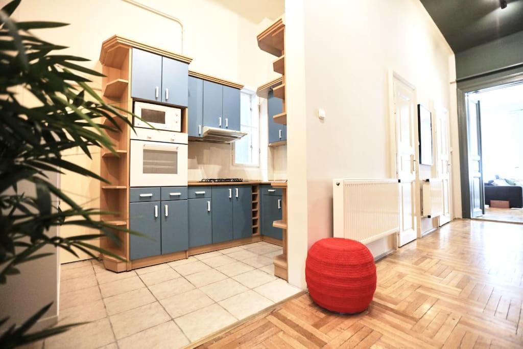 Unwind In Style W Sauna Dsgn 2br * Budapeszt