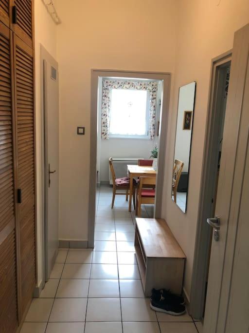 Awesome, 15 Mins To Center Apartman Budapest