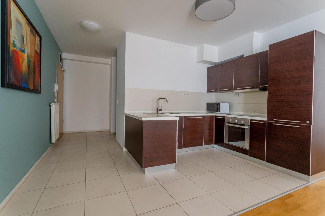 Py65 Apartment