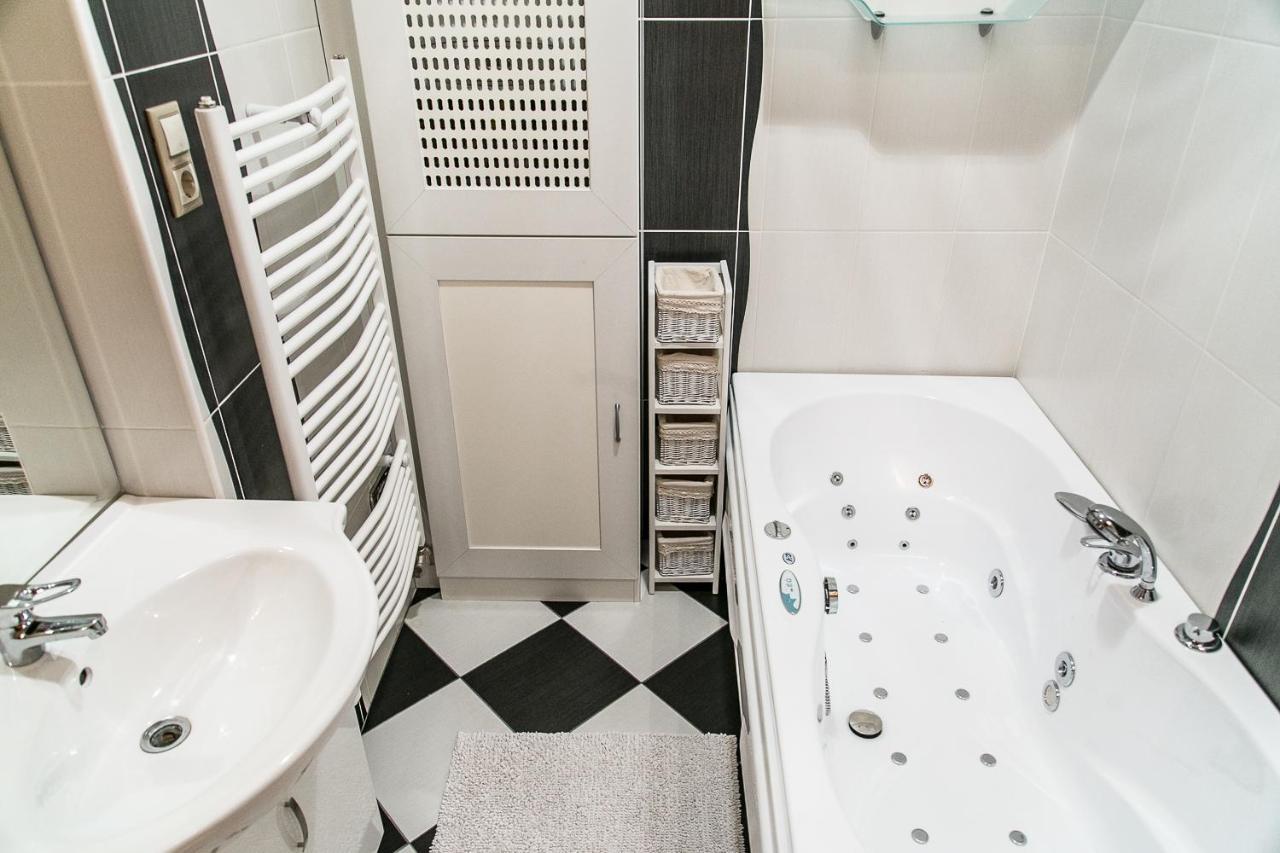 Apartment Close To Vaci Street *
