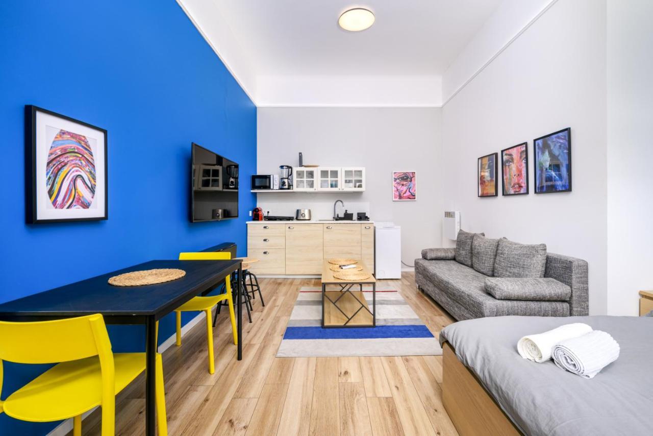 Stylish Blue In The Heart Of Appartamento