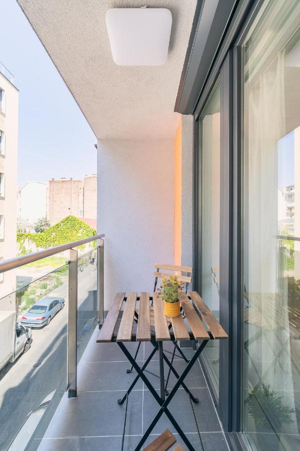 Corvin With Balcony And Ac Lejlighed Budapest