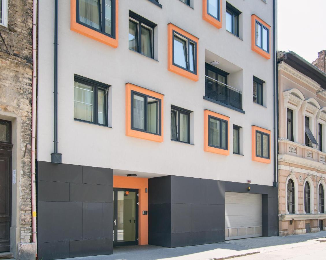Lejlighed Corvin With Balcony And Ac Budapest
