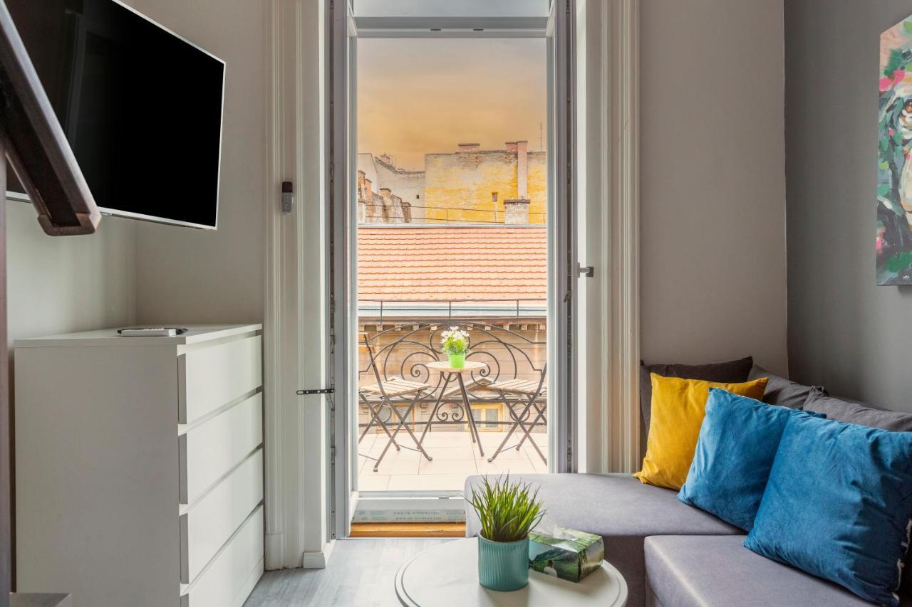Deluxe Akacfa In The Heart Of Appartement