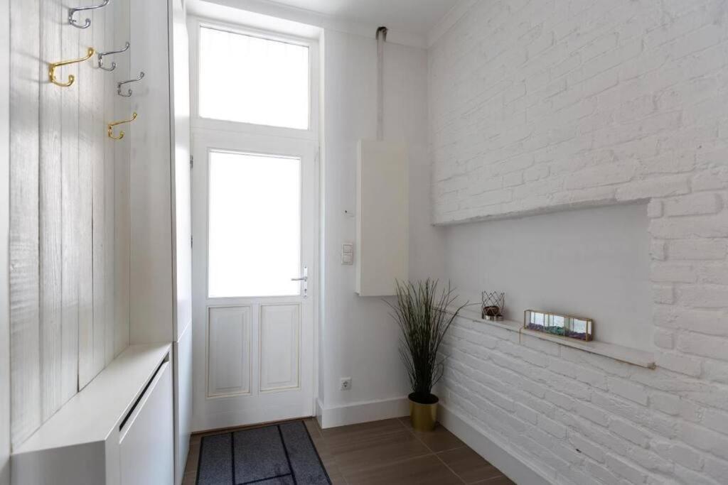 Chic, Captivating Space * Budapest