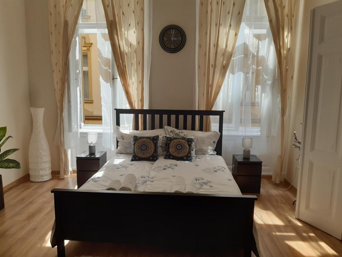 Dohany Apartment