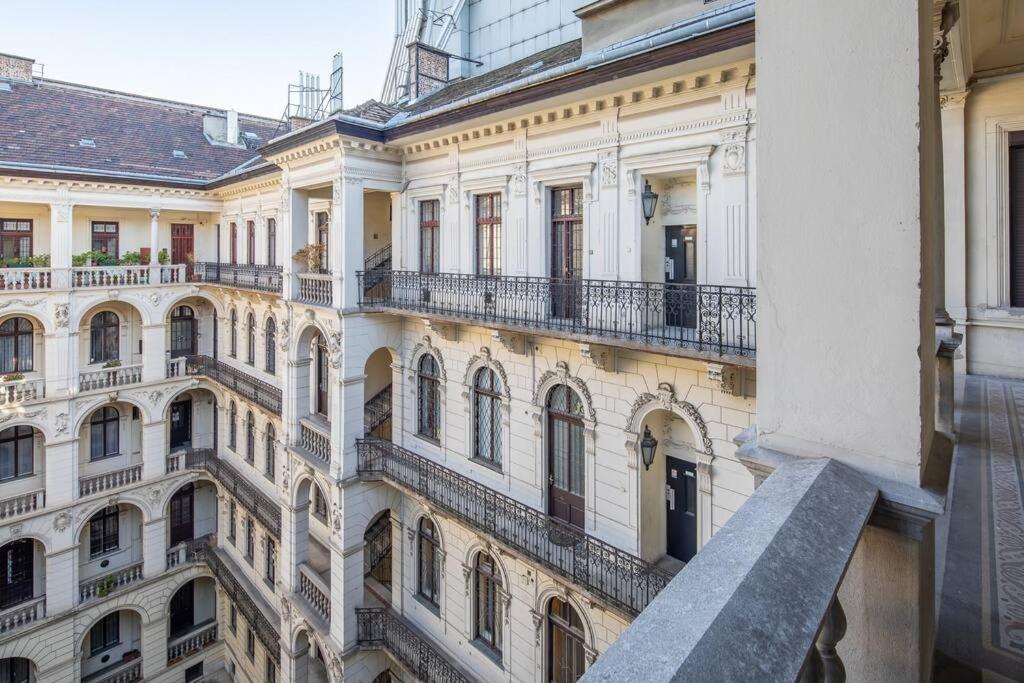 Opera Luxury Apartamento