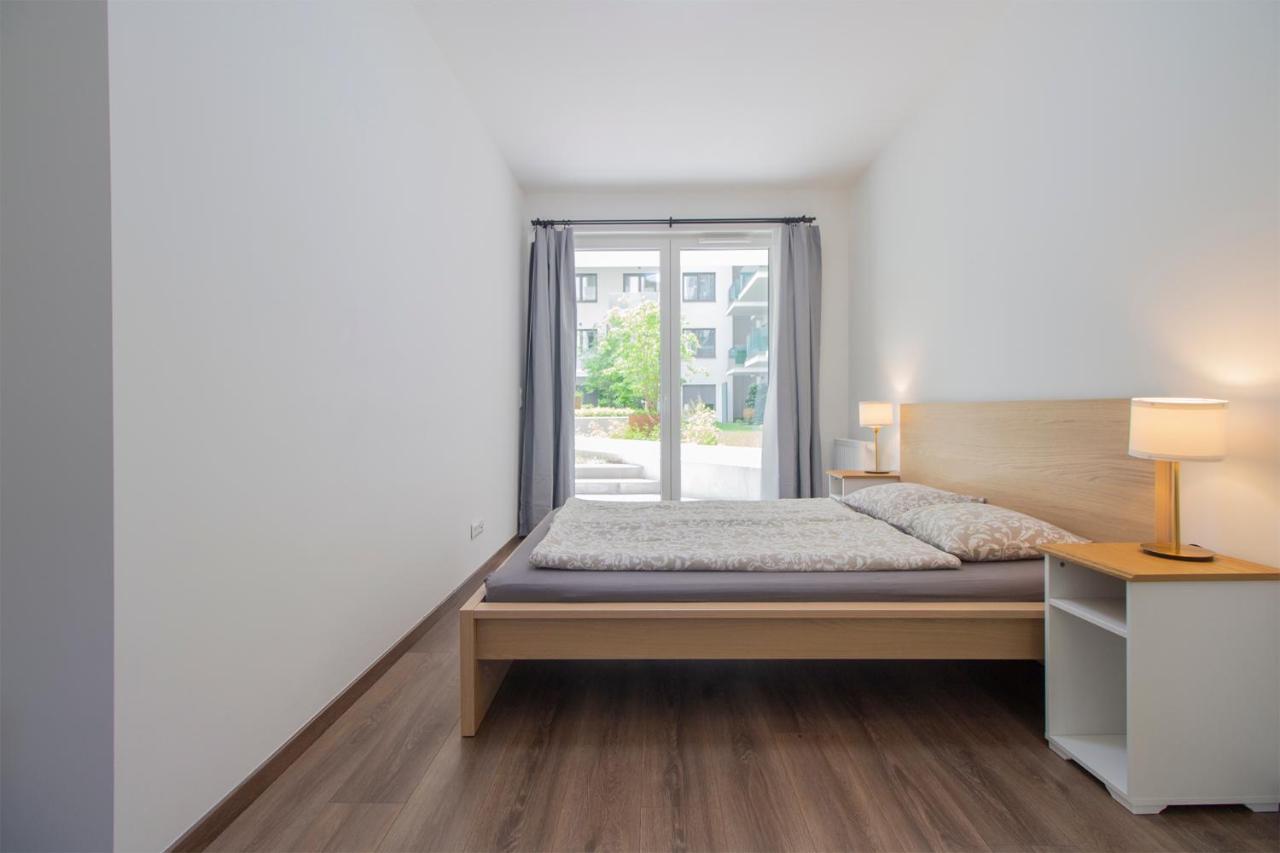 Corvin Modern Two Bedroom Free Parking Budapest