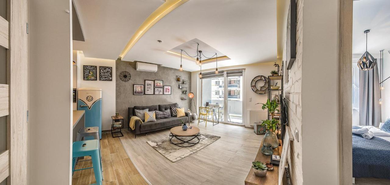 Appartamento Corvin Interior Design Apartment+free Garage *