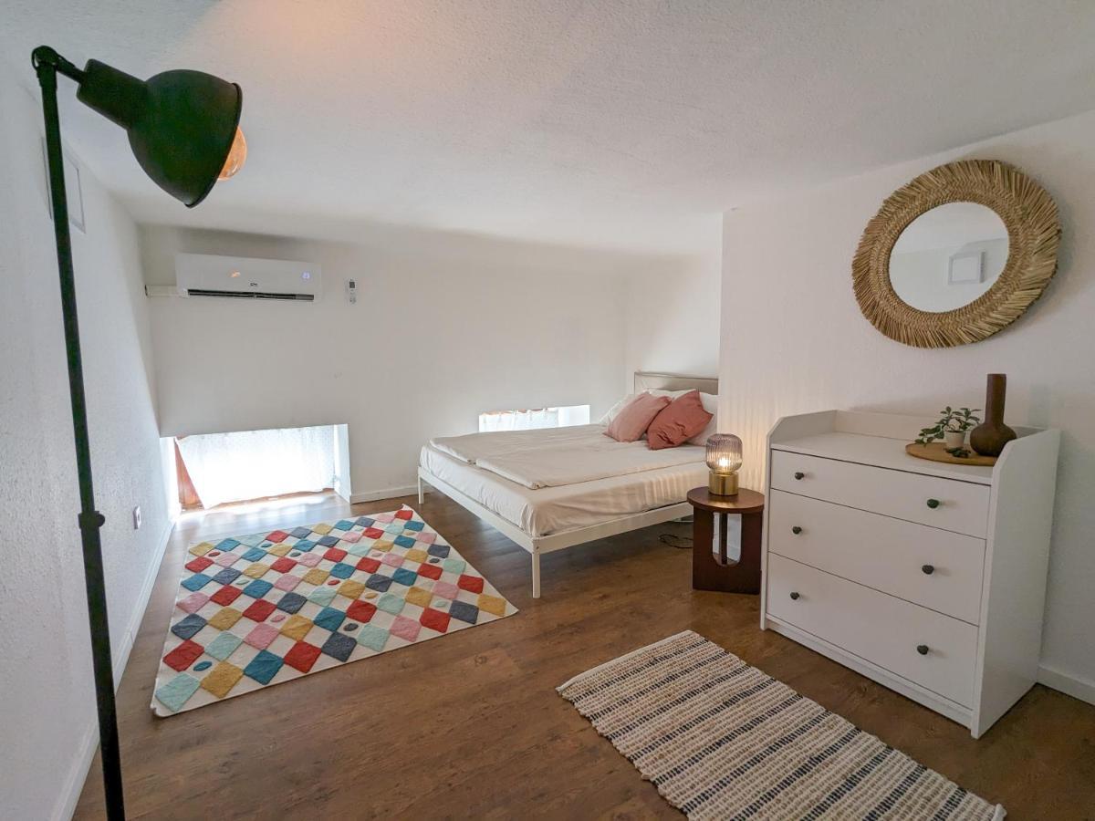 Lejlighed Stylish 2-bedroom In