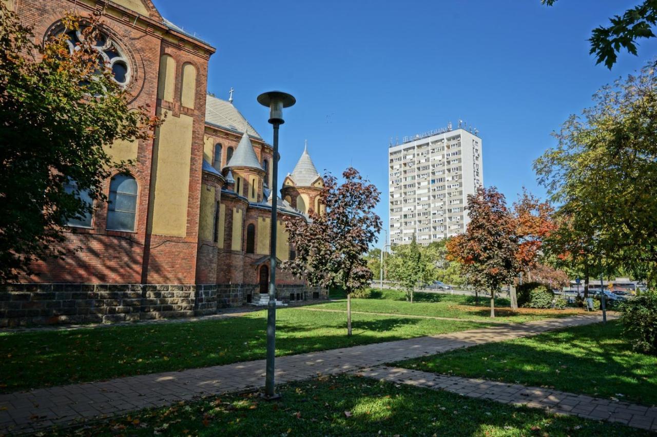 Skyline Apartman *