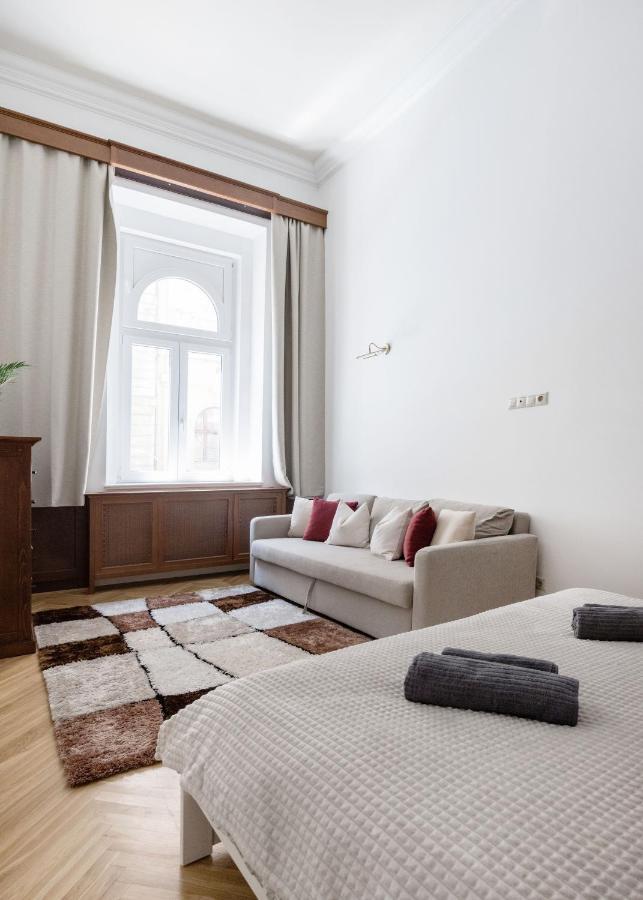 Apartamento Luxe, Historic Near Downtown Landmarks 19th Century