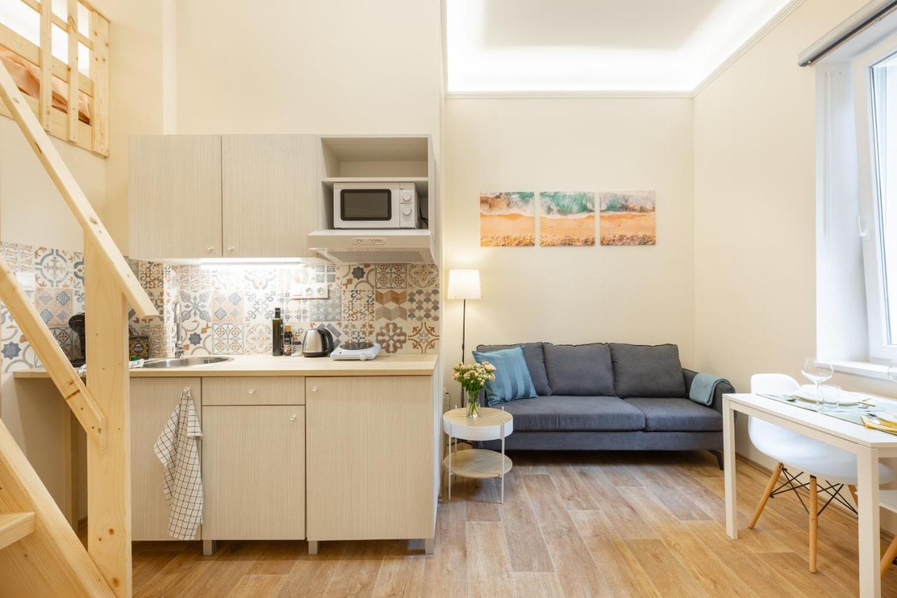 Mezzanine - Air Conditioned Lejlighed *