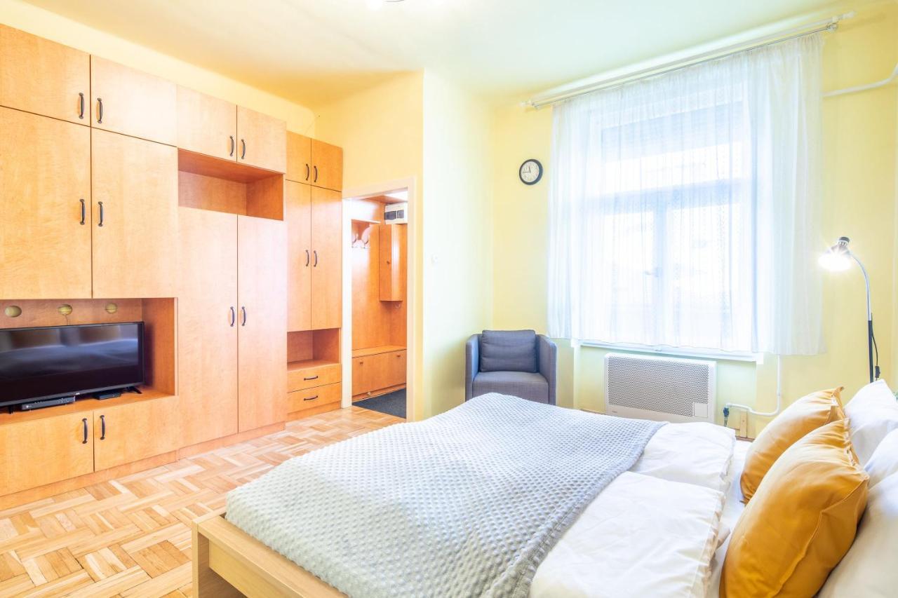 Convenient * Budapest