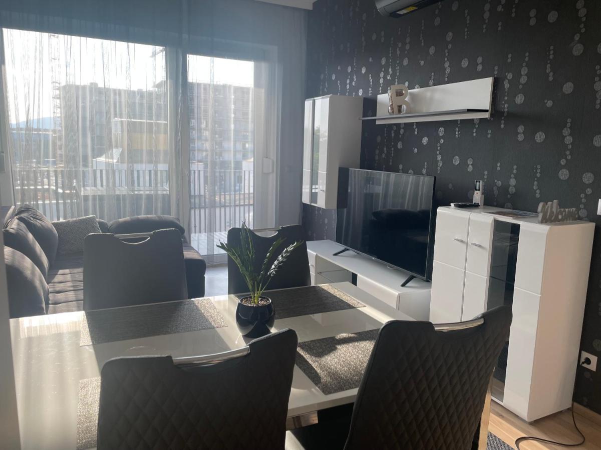 Apartment Bay Shore Flat *