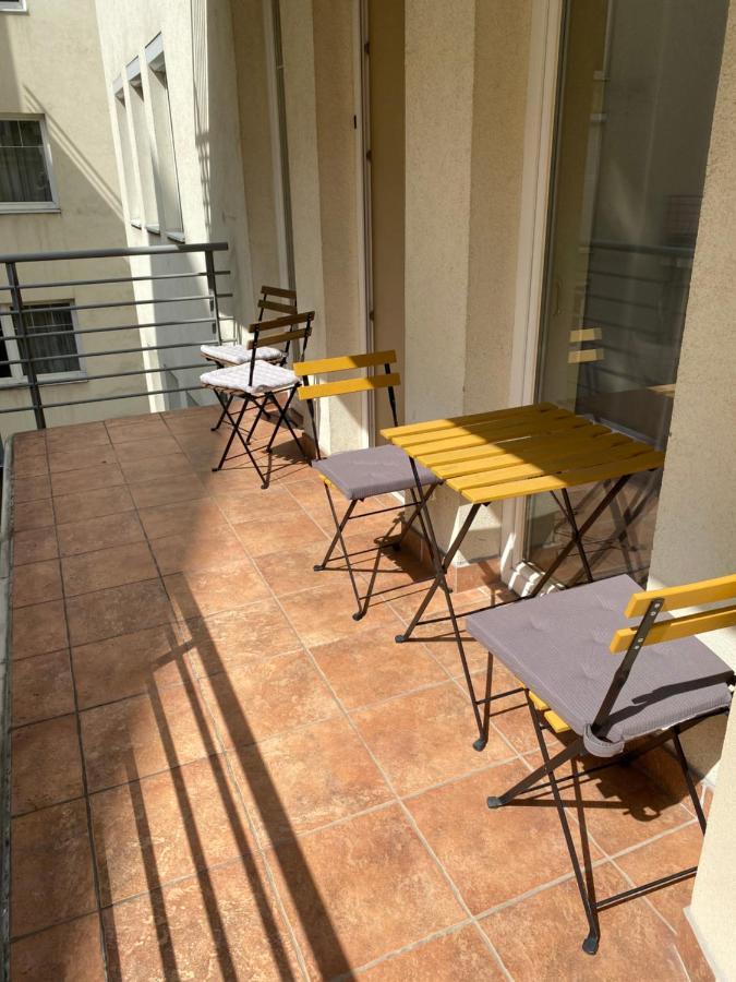 Pesti Apartment&free Parking Apartman