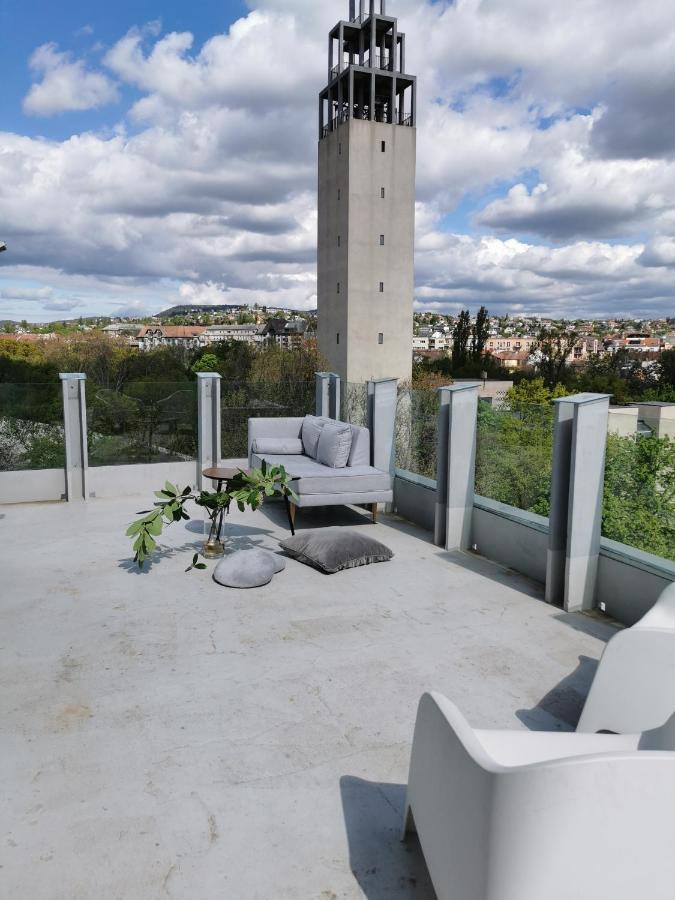 Luxury Penthouse With Giga Terrace In Buda Center