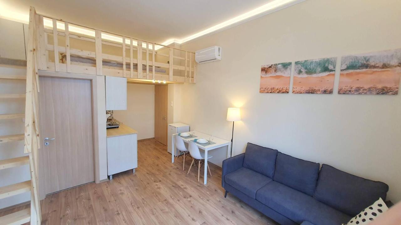 Apartment Central Mezzanine Apartments With Ac At Keleti Railways Long-Term
