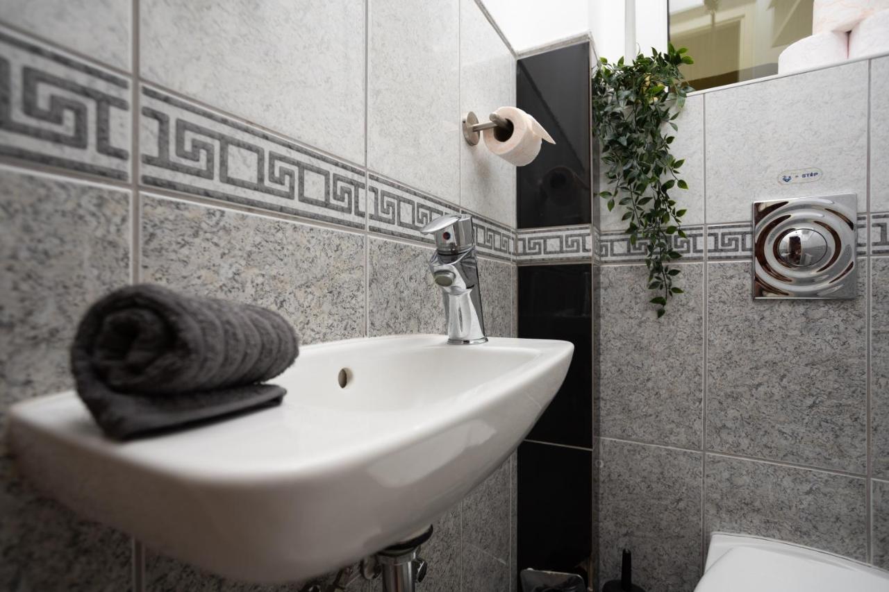 Apartament Emerald At
