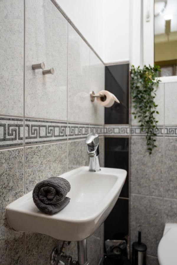 Apartament Emerald At