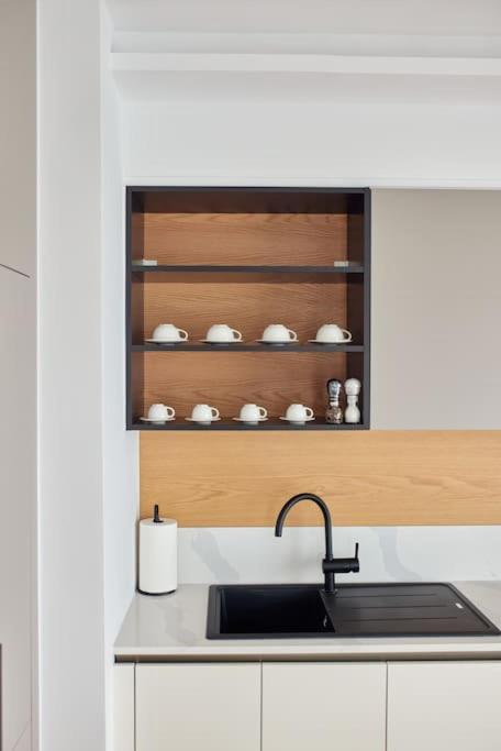 Duna Pearl Terrace With Garage Apartment *
