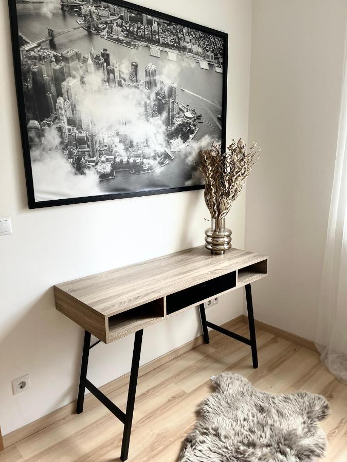 Apartament Corvin Promenade Crystal *