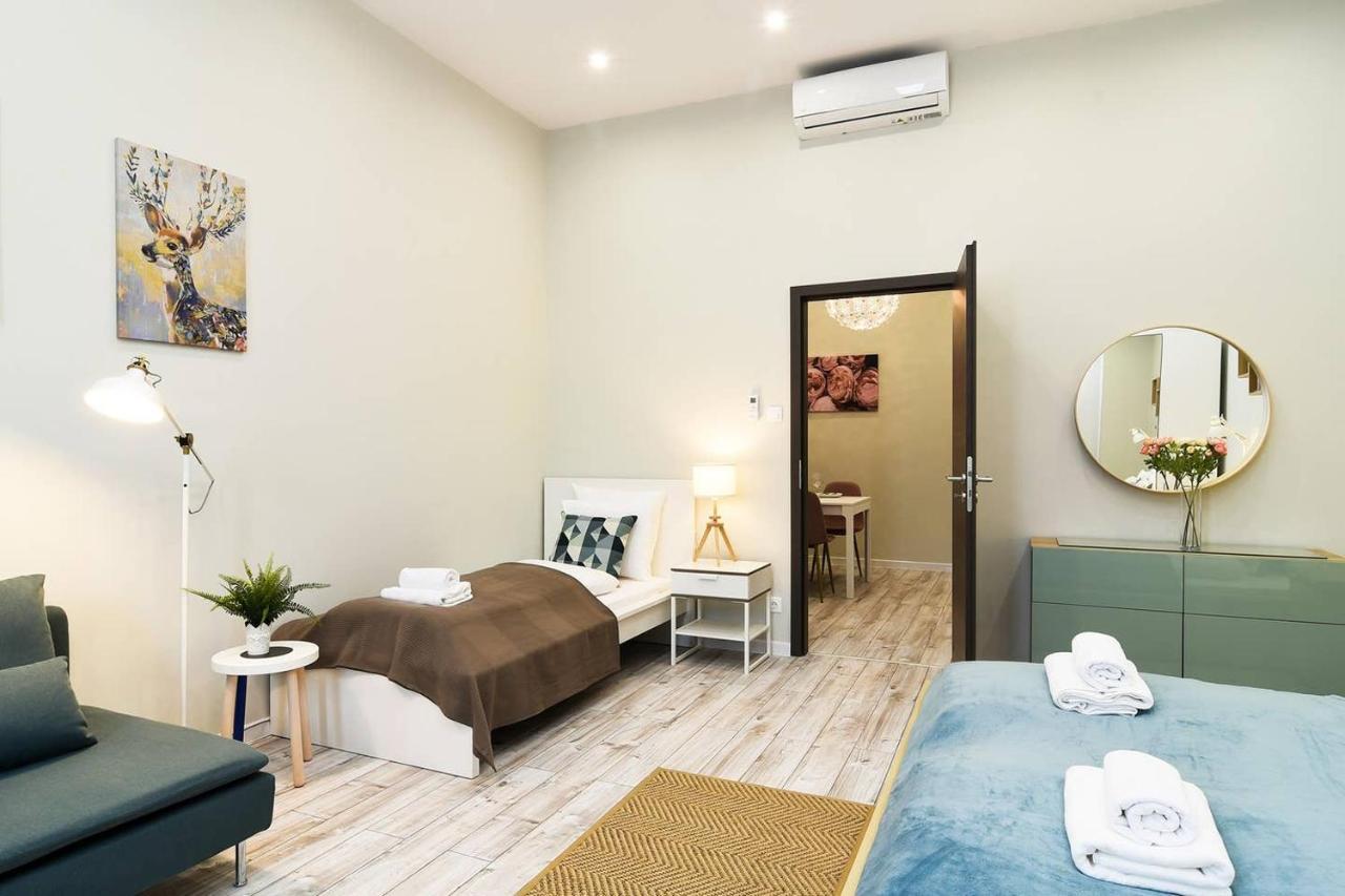Ultra And Stylish With Ac Apartamento