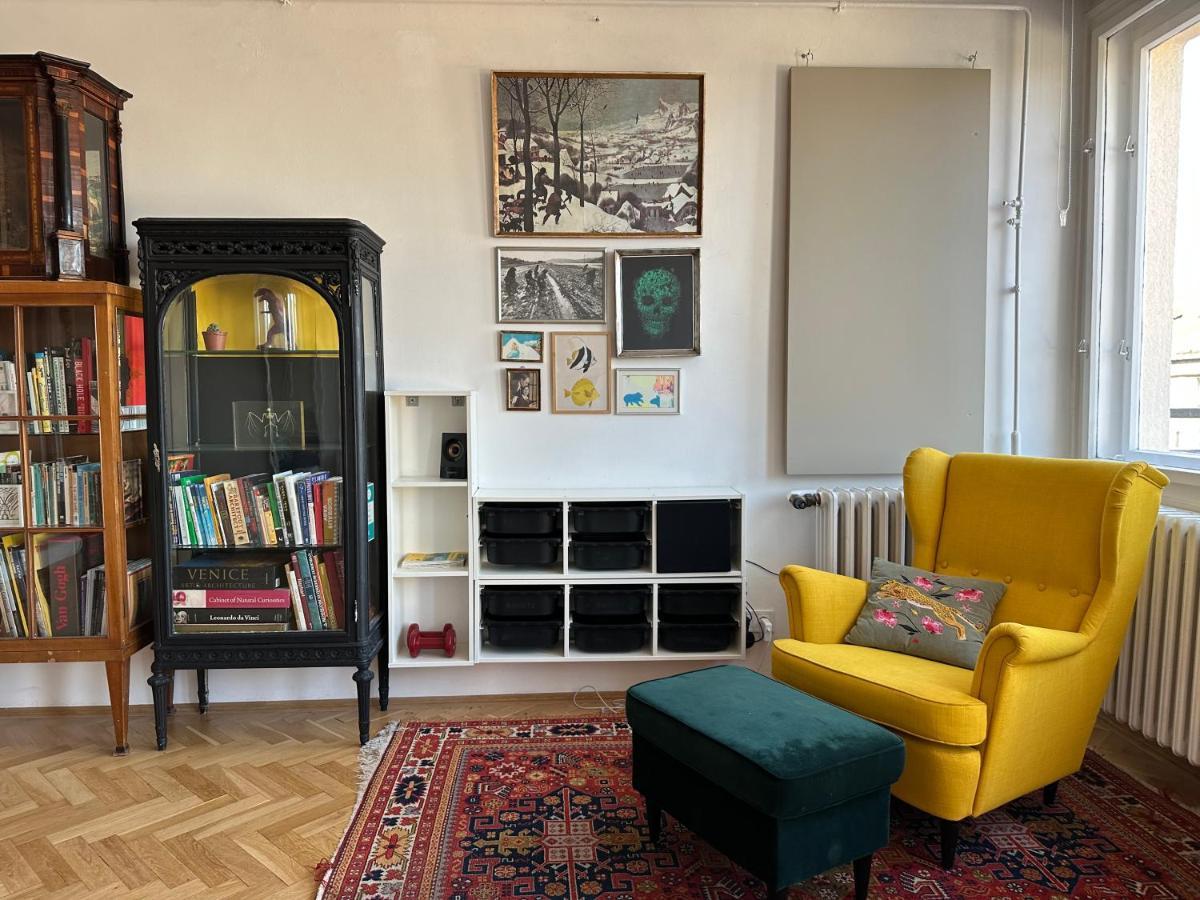 Bright & Spacious In Buda * Budapest