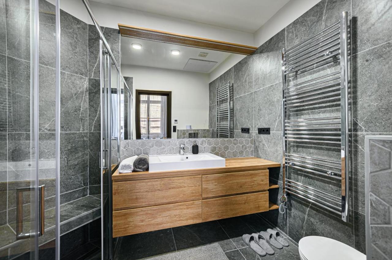Luxurious & Spacious In The Kertesz Street * Budapest