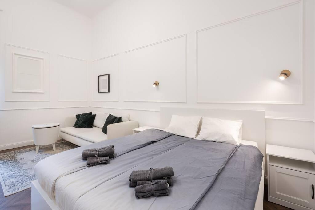 Stylish In The Center Apartament *