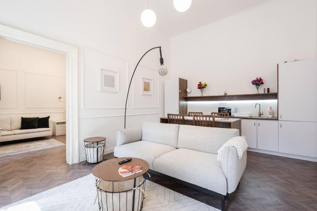 Apartament Stylish In The Center