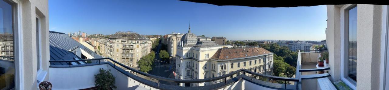 Apartment Bright & Spacious In Buda