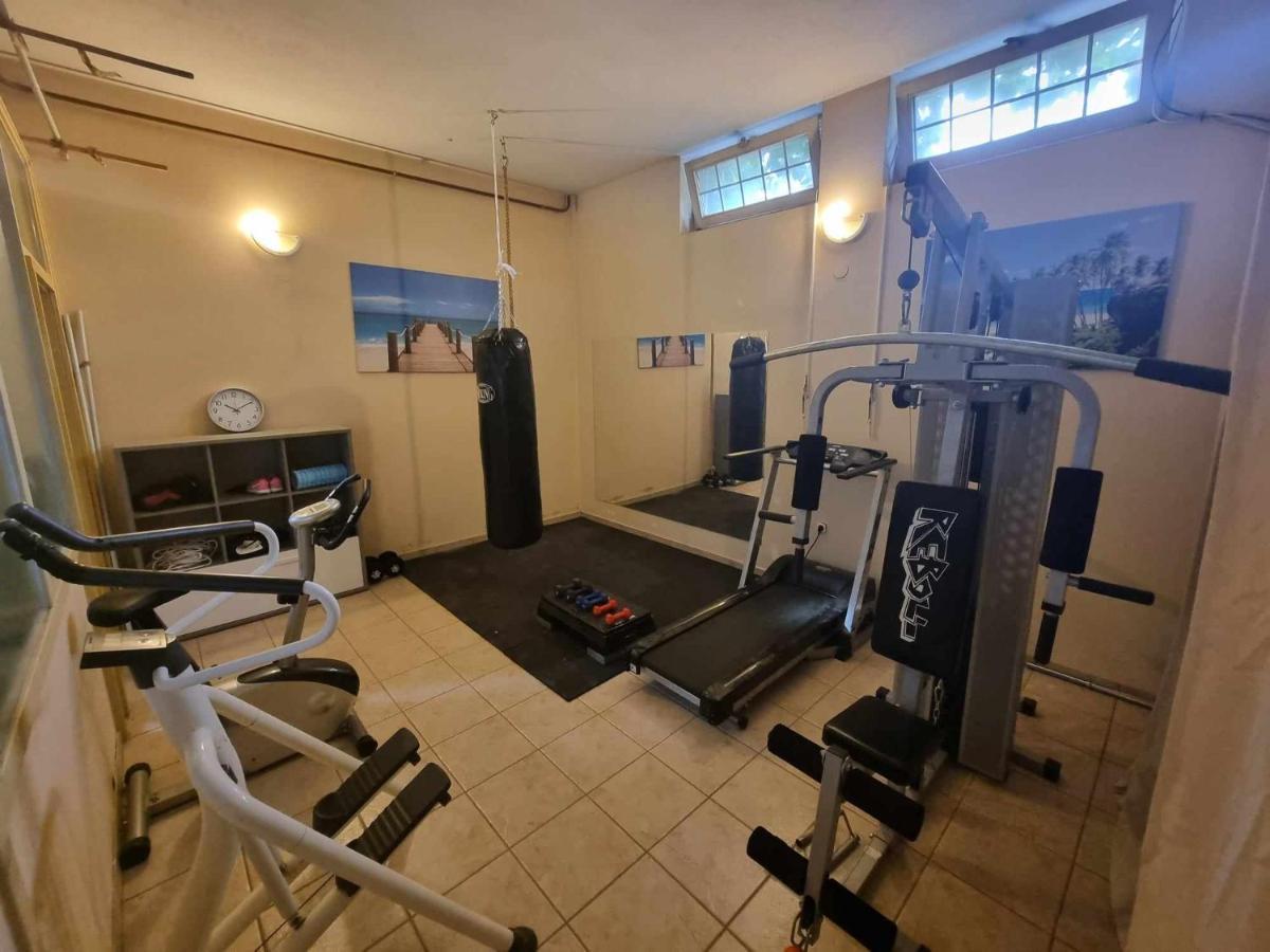 Relax & Wellness Diosd Villa *
